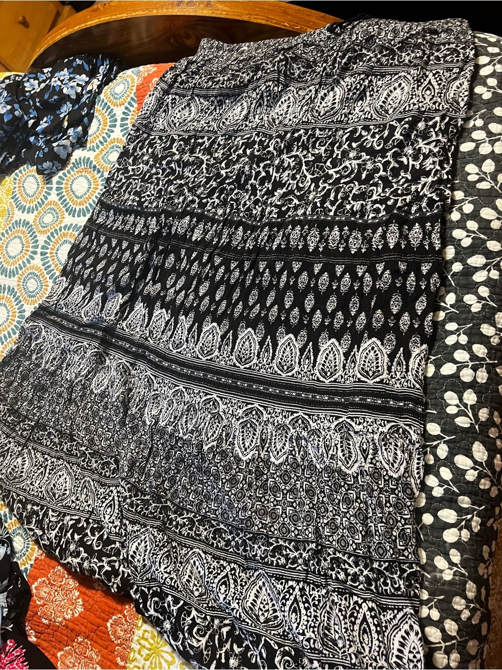 Black & White Patterned Maxi Skirt Westport - Picture 2 of 4